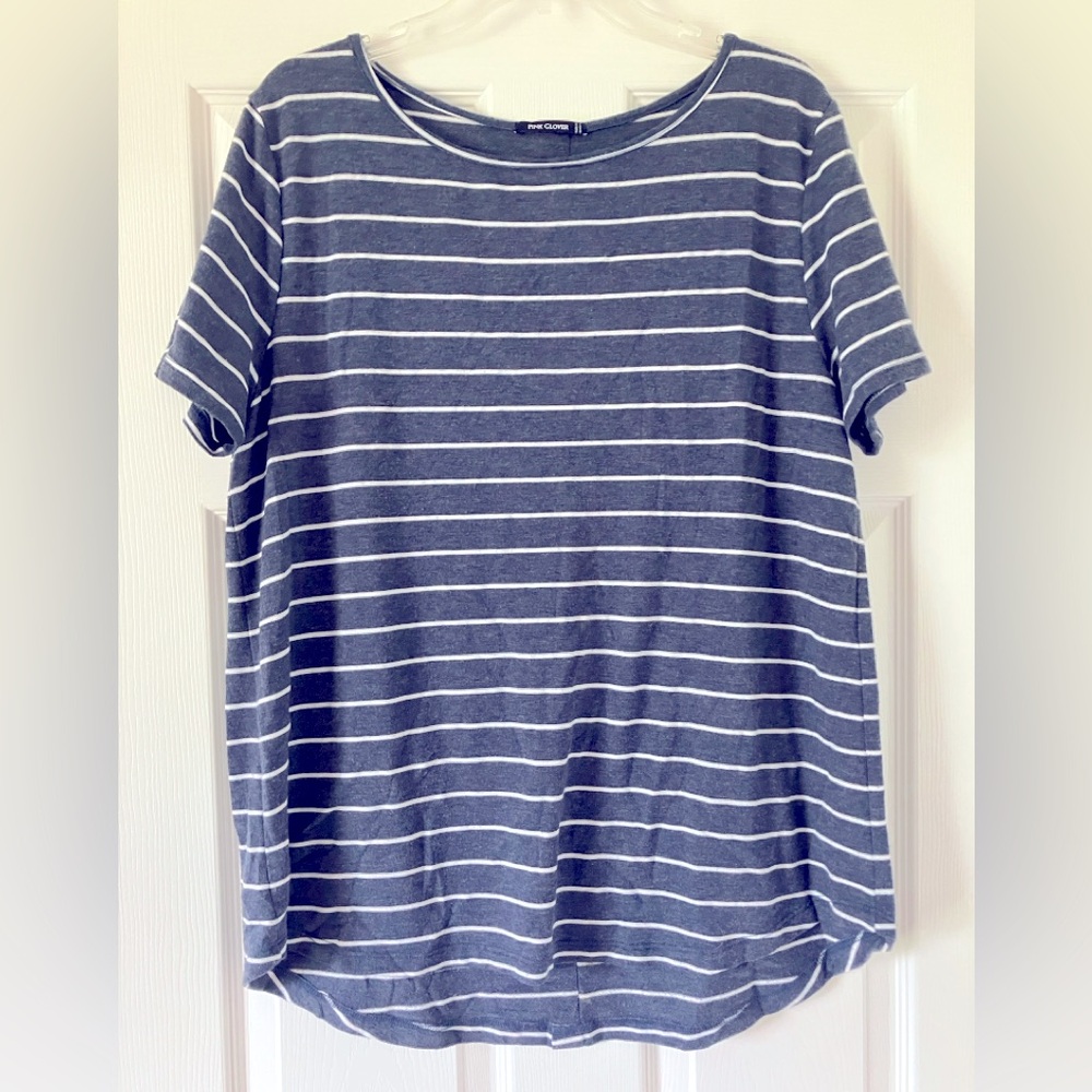 Pink Clover Daisee Button Back Detail Knit Tee